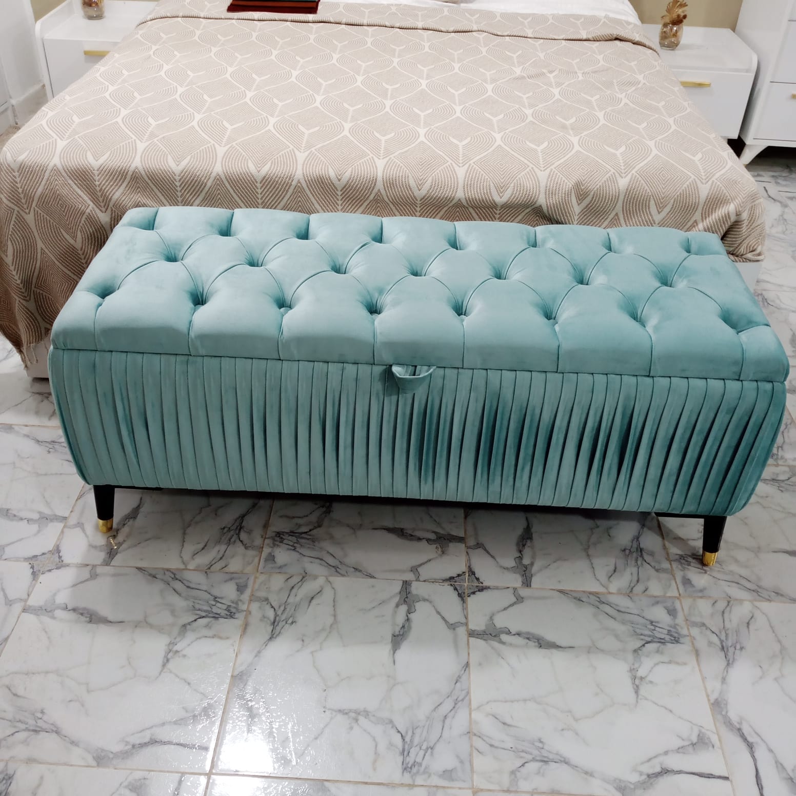 Pouf De Rangement Pliable Kube En Velours - Bleu - Pouf - Poire BUT